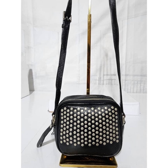 Authentic Burberry Studded Leather Camera Bag Black - Picture 3 of 10